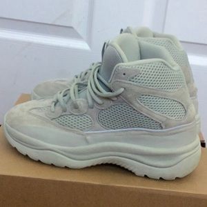 Yeezy desert boot salt